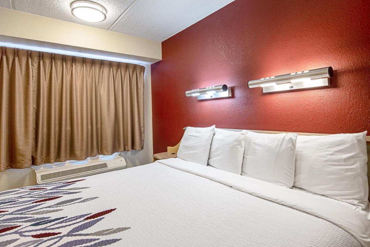Red Roof Inn Huntington Barboursville Dış mekan fotoğraf