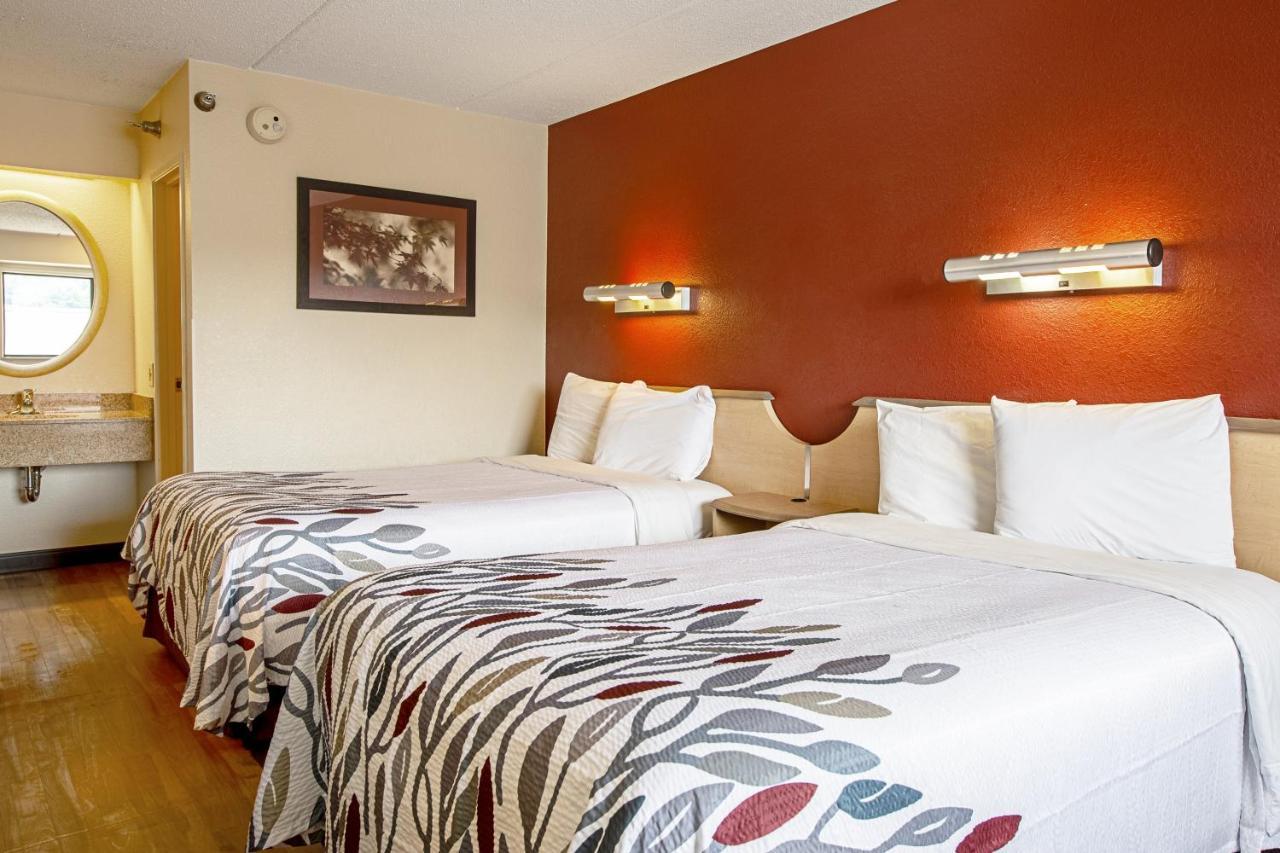 Red Roof Inn Huntington Barboursville Dış mekan fotoğraf