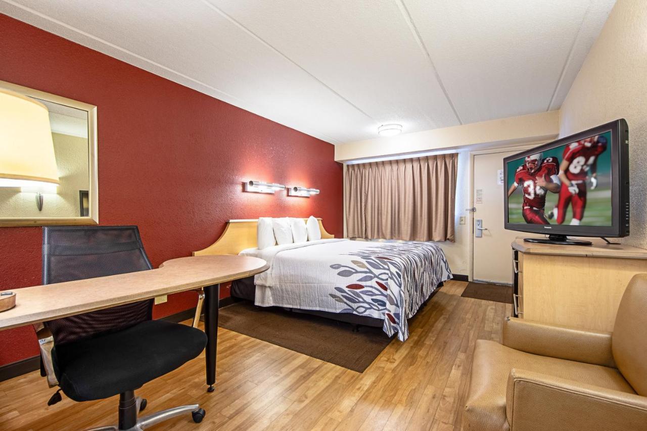 Red Roof Inn Huntington Barboursville Dış mekan fotoğraf
