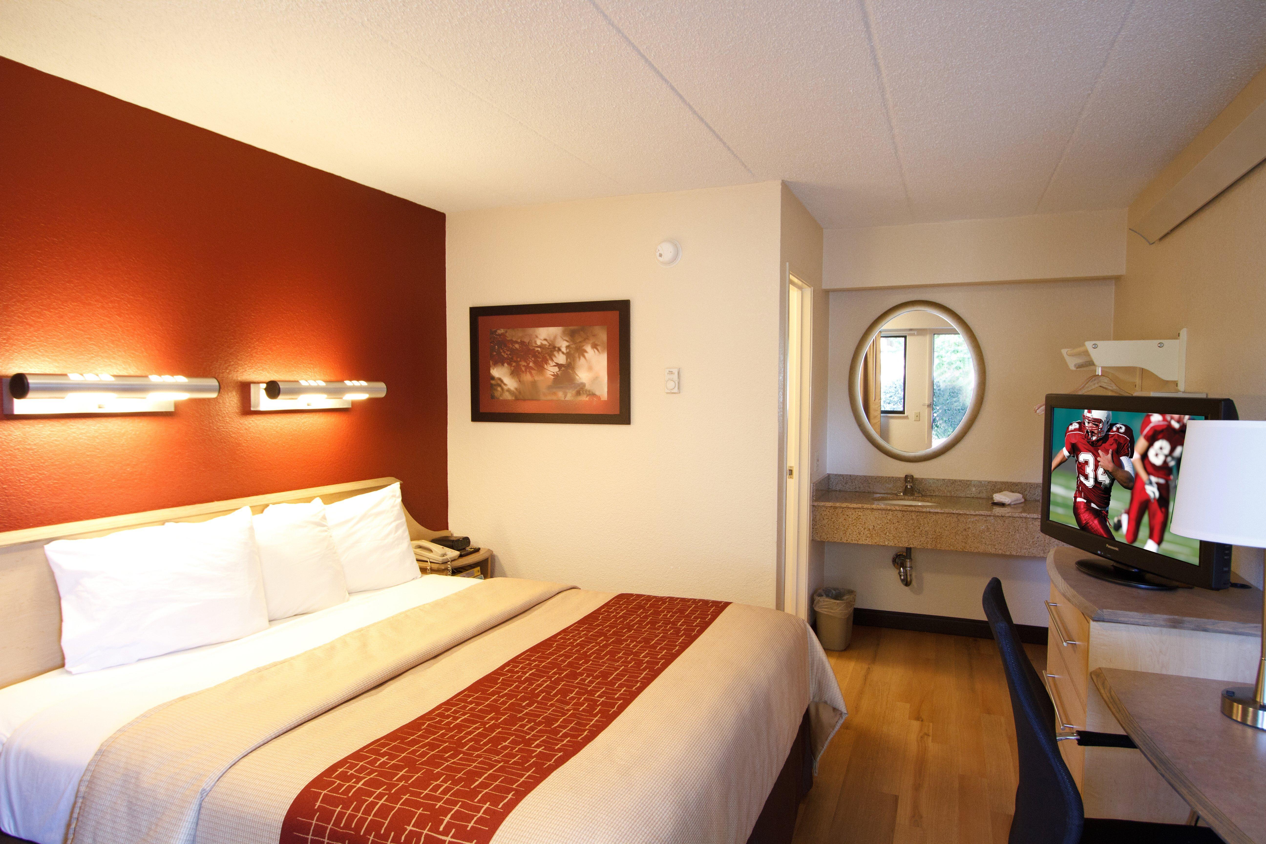 Red Roof Inn Huntington Barboursville Dış mekan fotoğraf