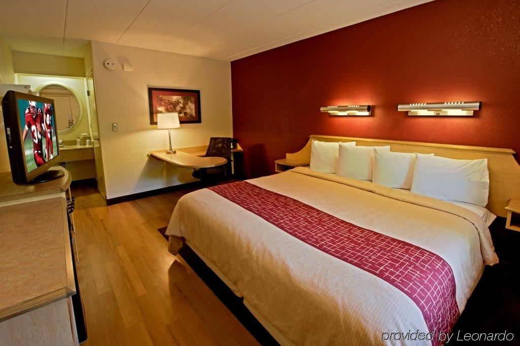 Red Roof Inn Huntington Barboursville Dış mekan fotoğraf