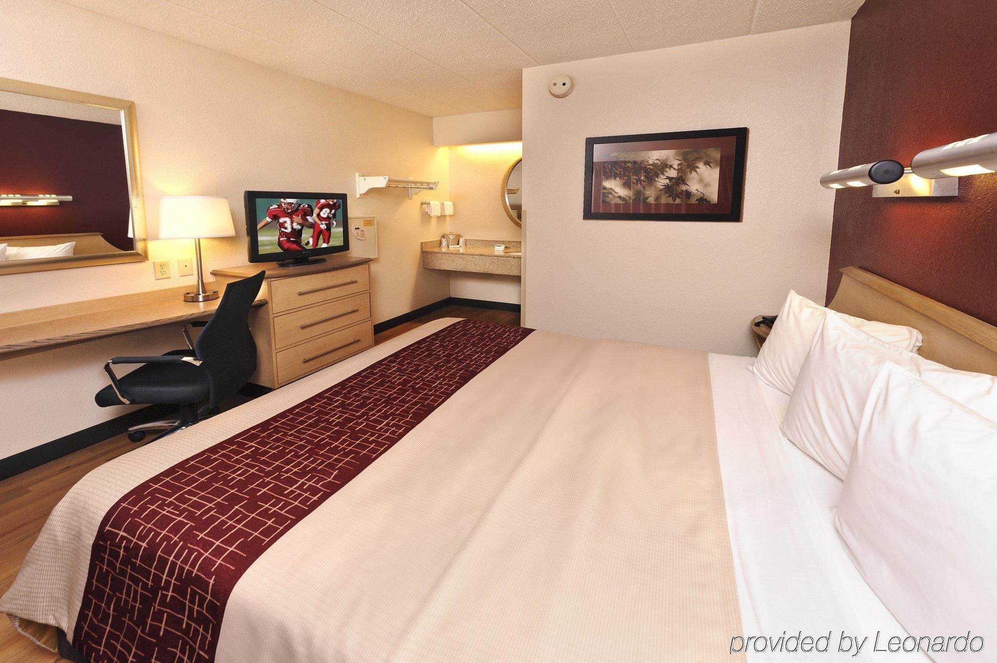Red Roof Inn Huntington Barboursville Oda fotoğraf