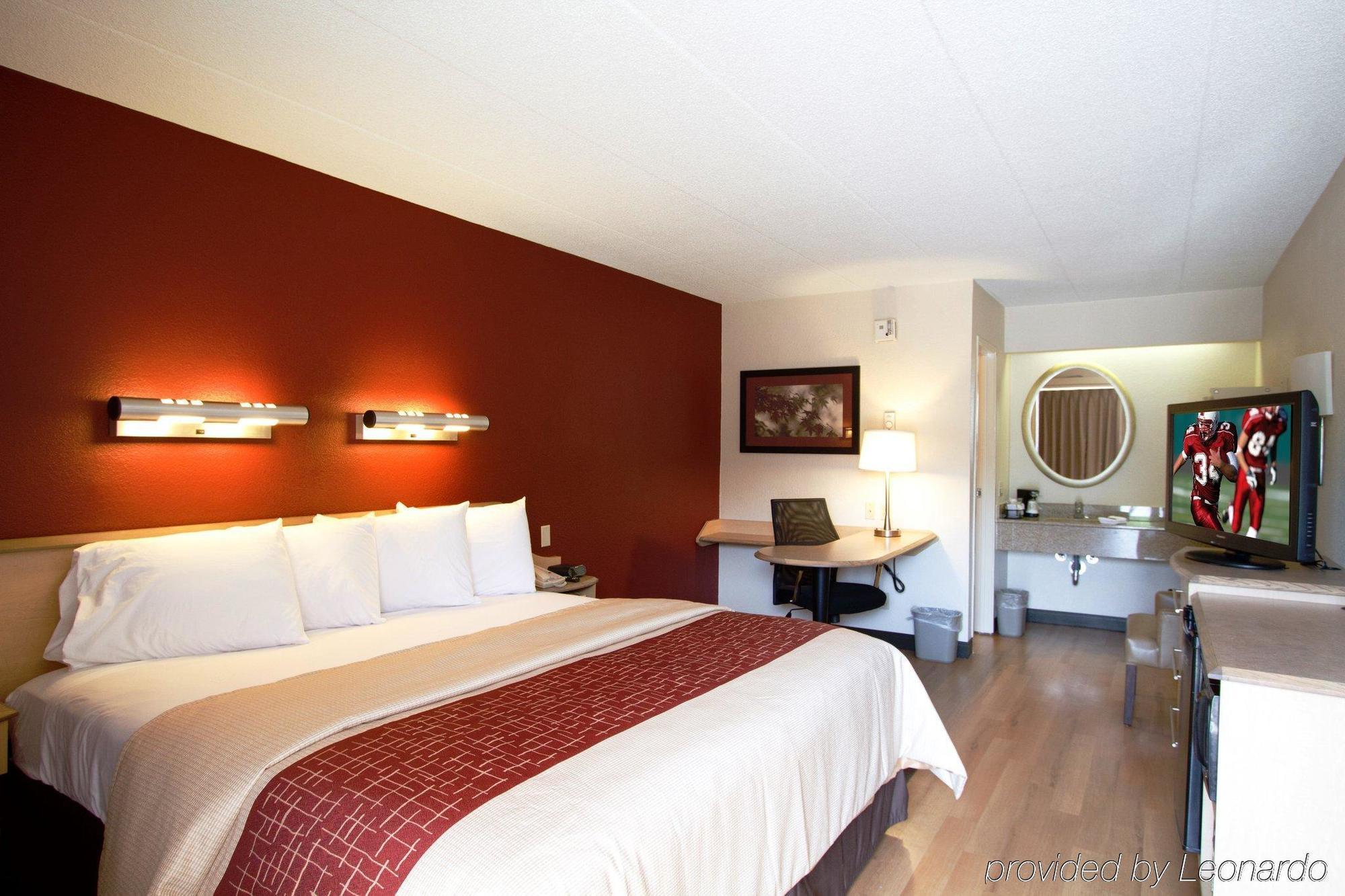 Red Roof Inn Huntington Barboursville Dış mekan fotoğraf