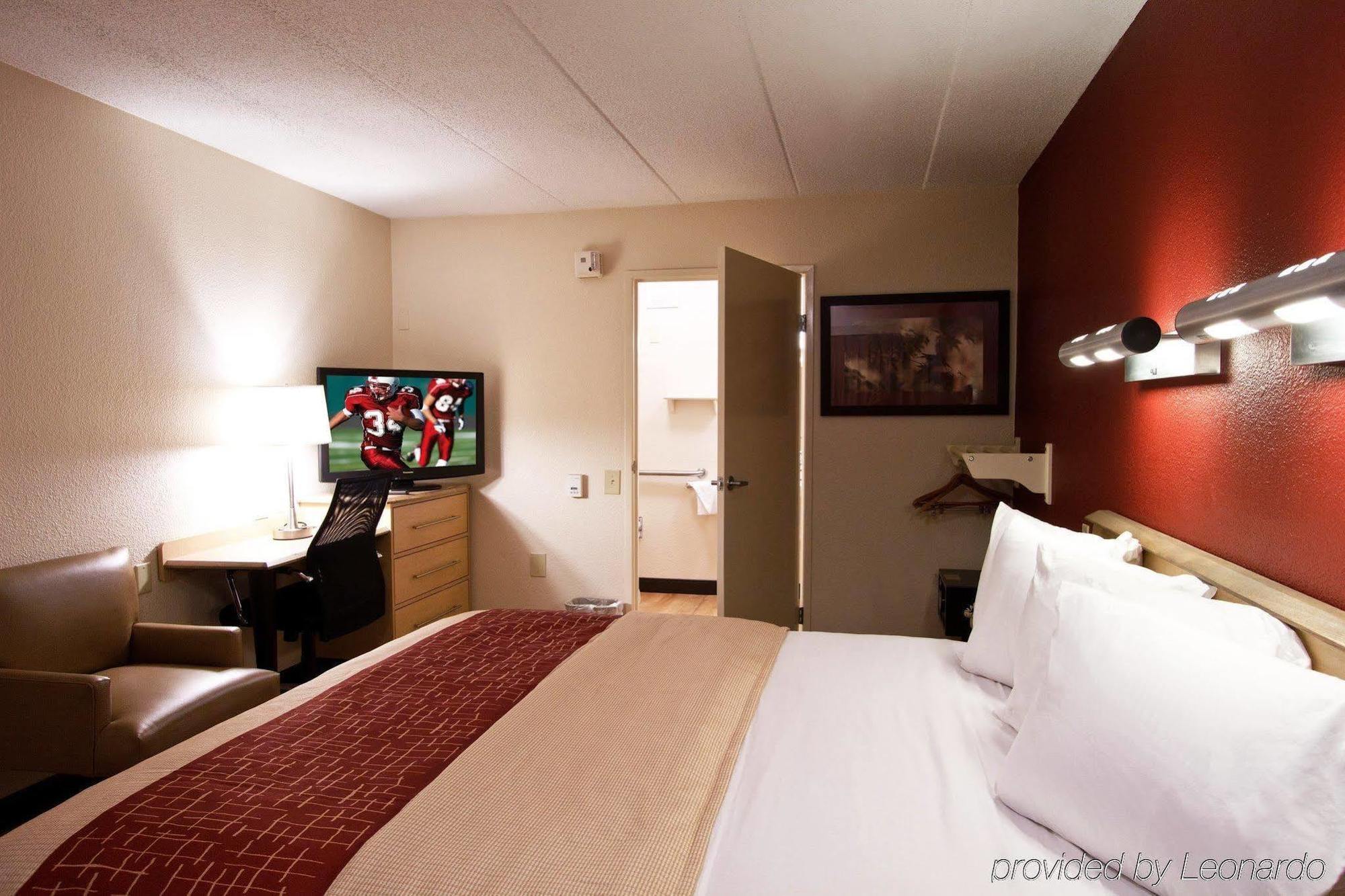 Red Roof Inn Huntington Barboursville Dış mekan fotoğraf